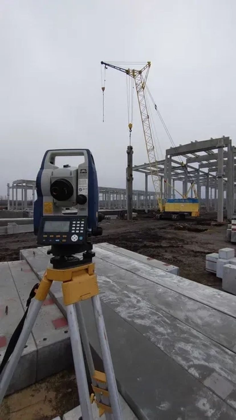 Послуги .Топографія. Геодезія. Винесення межі земельної ділянки. Винесення осей