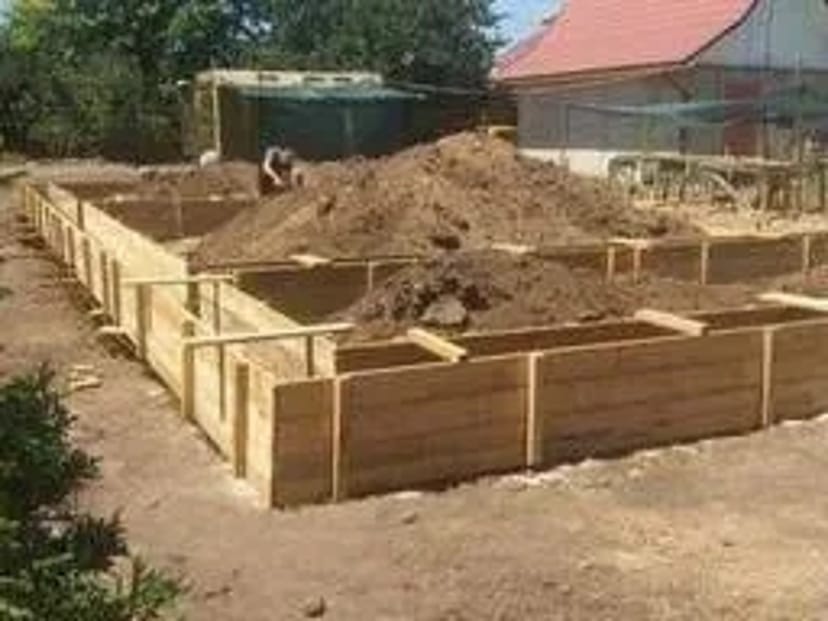 Виконуємо всі види бетонних робіт будь-якої складності.