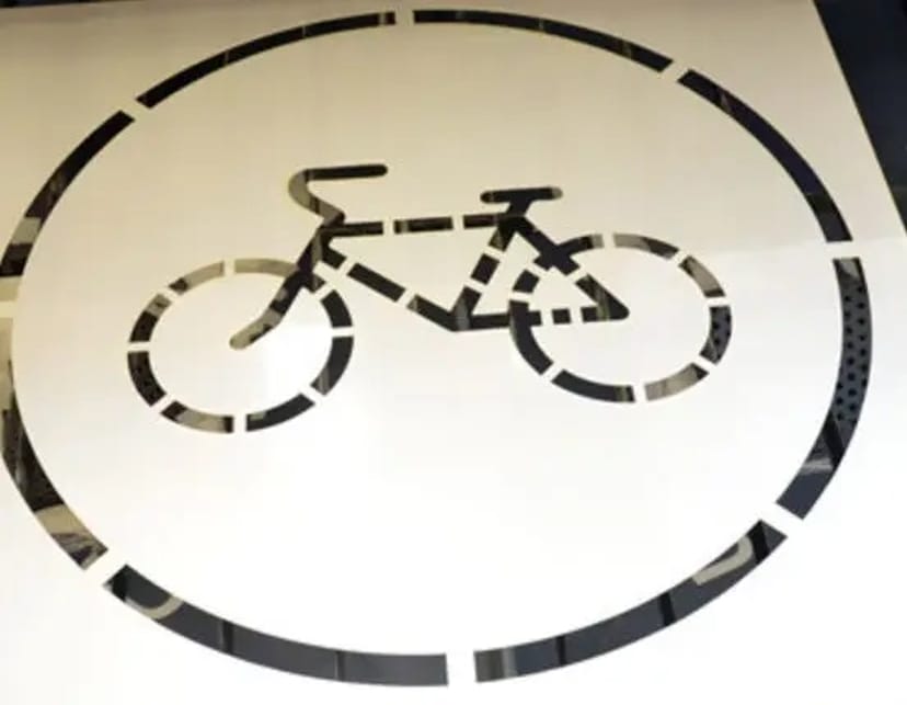 Лазерне різання трафаретів, шаблонів і лекал. Для асфальту стін та інших поверхонь