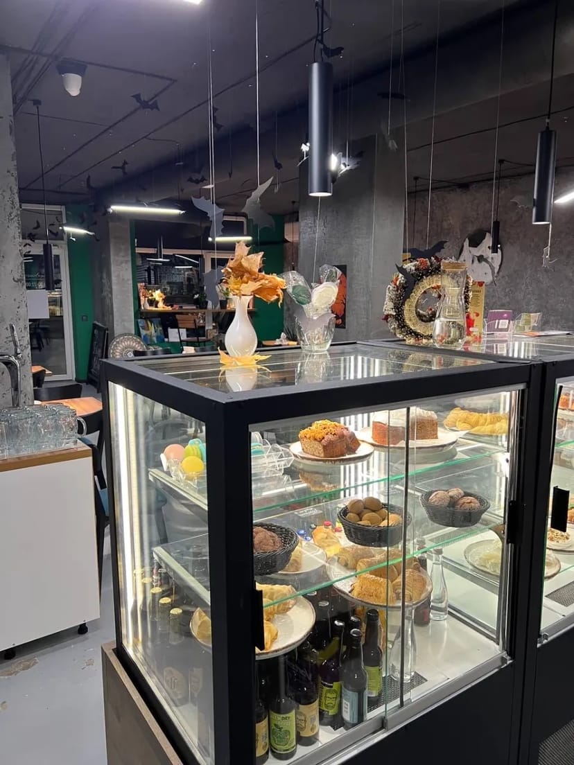 Фасадне приміщення 84 м2 в ЖК Малахіт