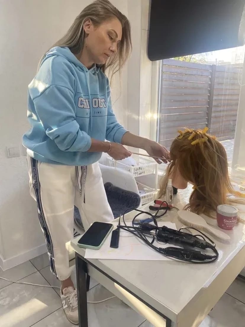 Обучение Наращиванию волос от 4000грн. С выдачей Диплома!