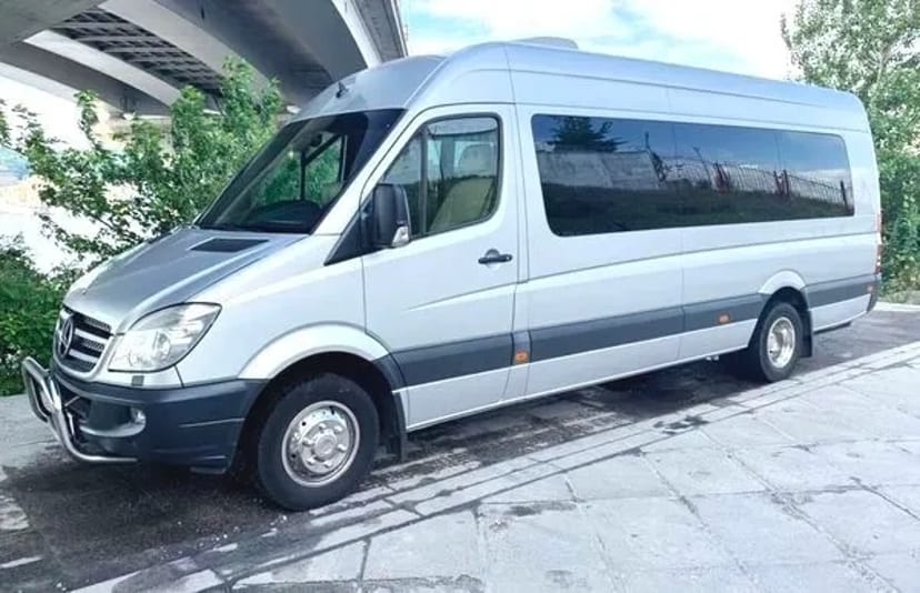 275 Мікроавтобус на весілля Mercedes Sprinter VIP сріблястий