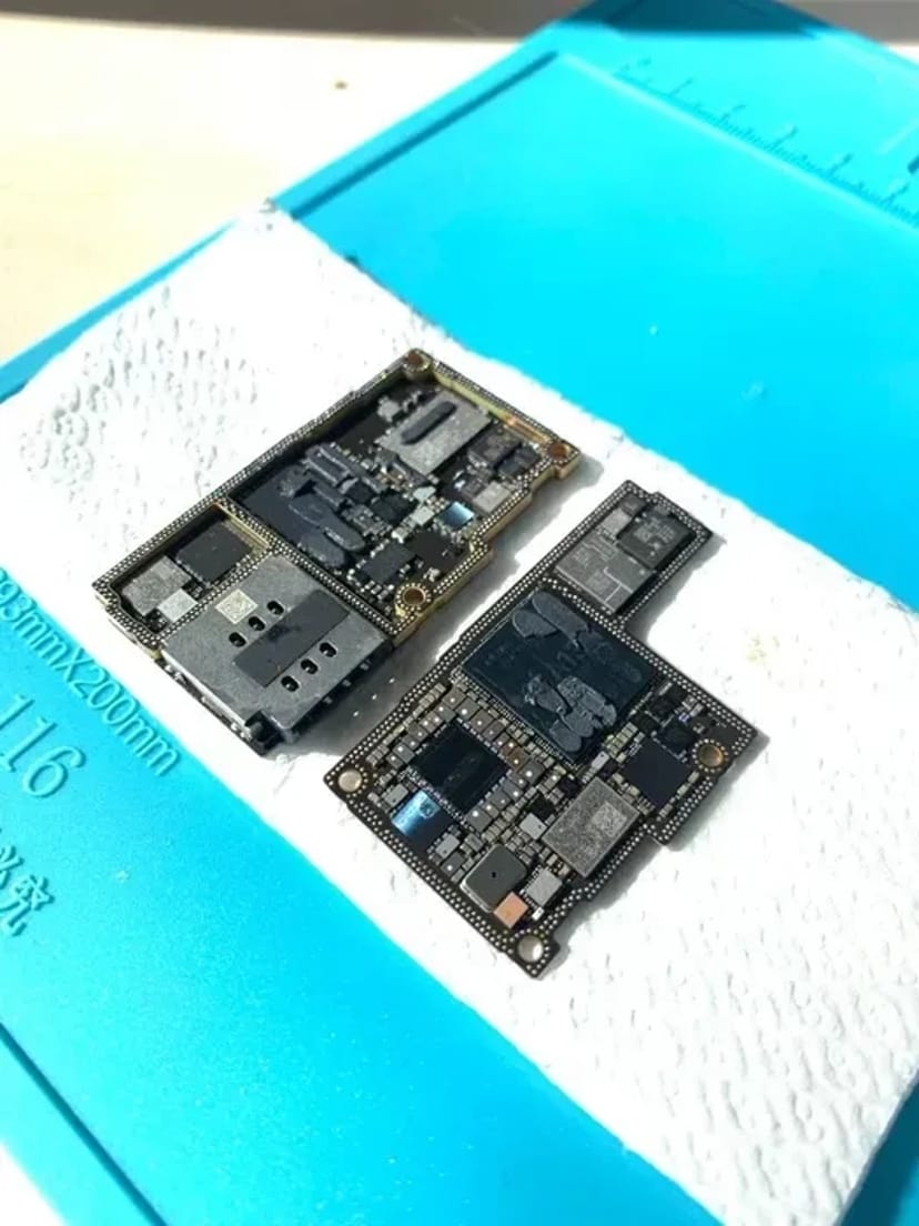 Професійний ремонт телефонів iphone X / Xs/ Xr / 11 / 12 / 13 / 14 15