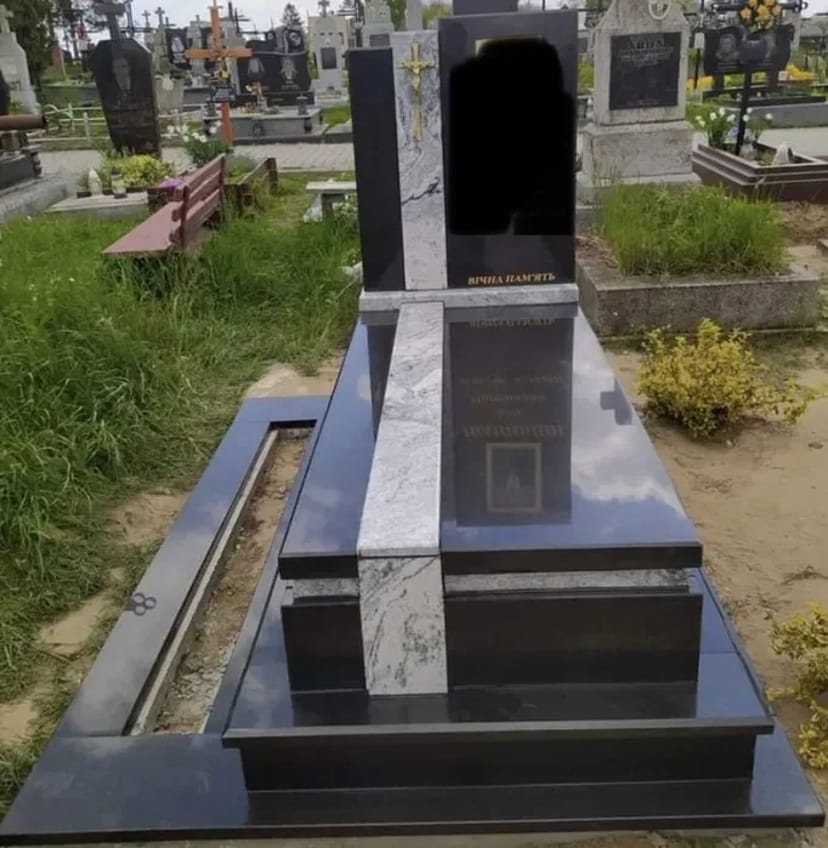 Виготовлення пам‘ятників з Українського та Індійського граніту.