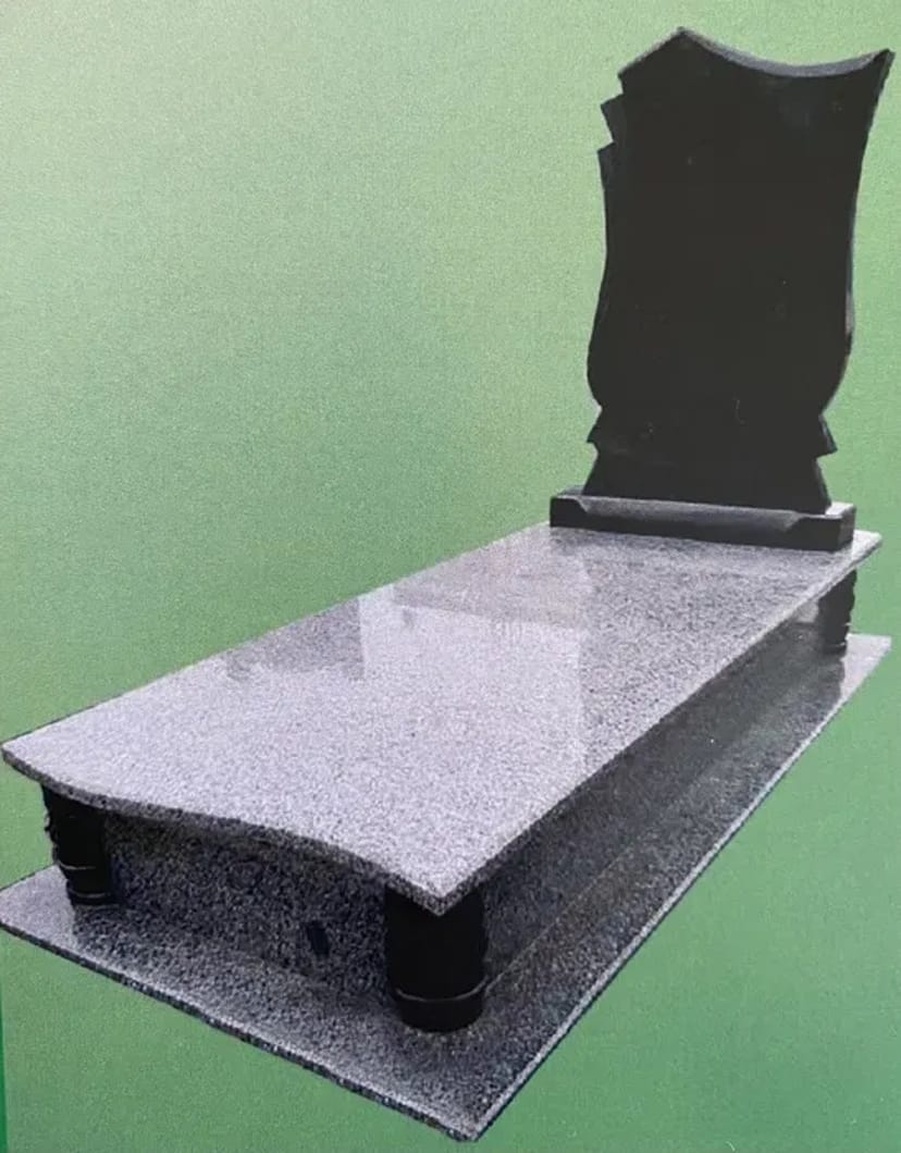 Виготовлення пам‘ятників з Українського та Індійського граніту.