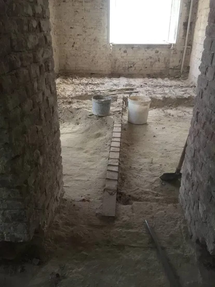 Демонтаж стін штукатурки стяжки квартирні демонтажі.