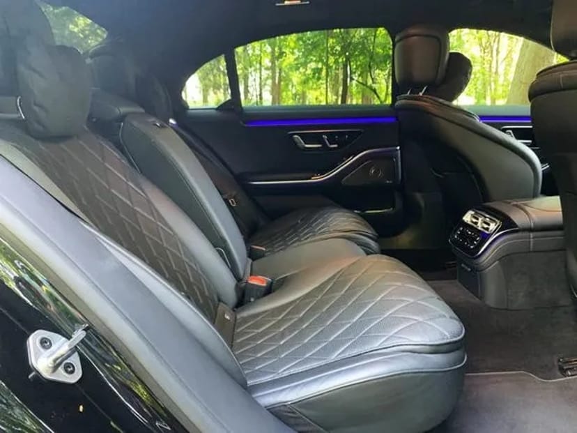 300 Авто на весілля з водієм Mercedes-Benz W223 S-Class 