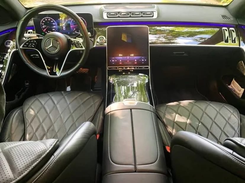 300 Авто на весілля з водієм Mercedes-Benz W223 S-Class 