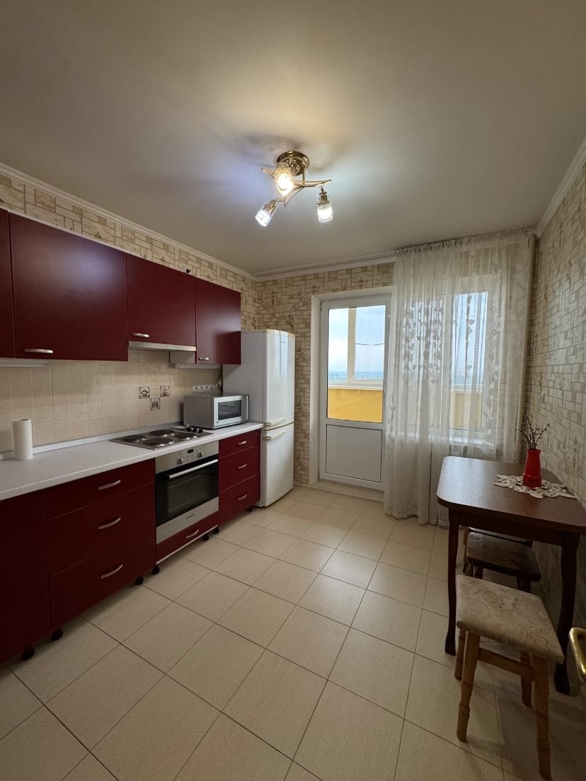 2кімнатна квартира Москаленка 8б