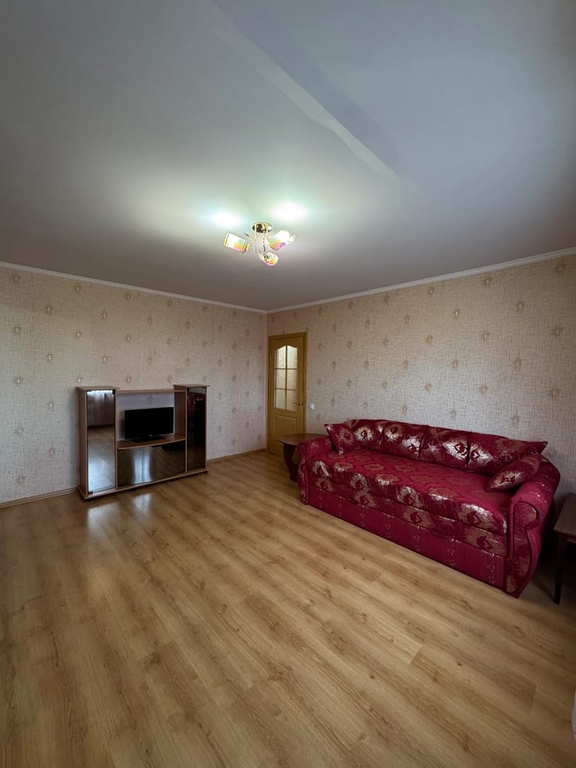 2кімнатна квартира Москаленка 8б