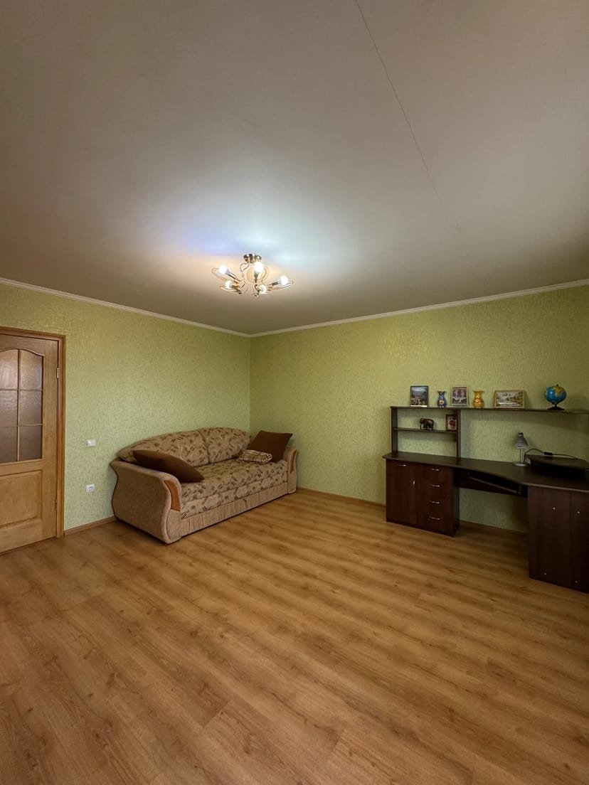 2кімнатна квартира Москаленка 8б