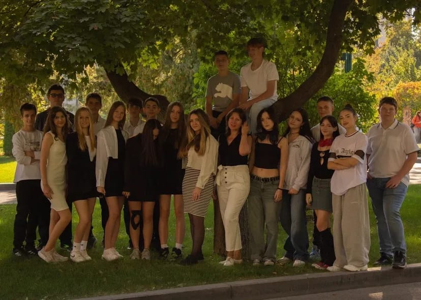 Шкільний Фотограф Харків, шкільна фотосесія. Фотоальбоми.