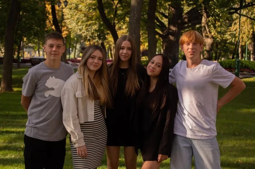Шкільний Фотограф Харків, шкільна фотосесія. Фотоальбоми.