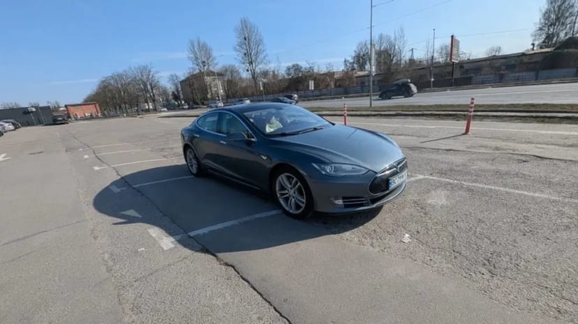 Tesla model S 2014, 85 kWt під таксі або власні потреби