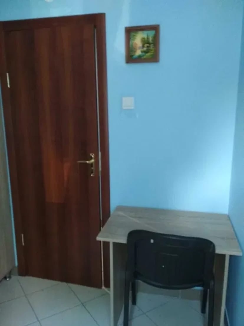 Комфортна окрема кімната в маленькому гуртожитку біля Турецького городка