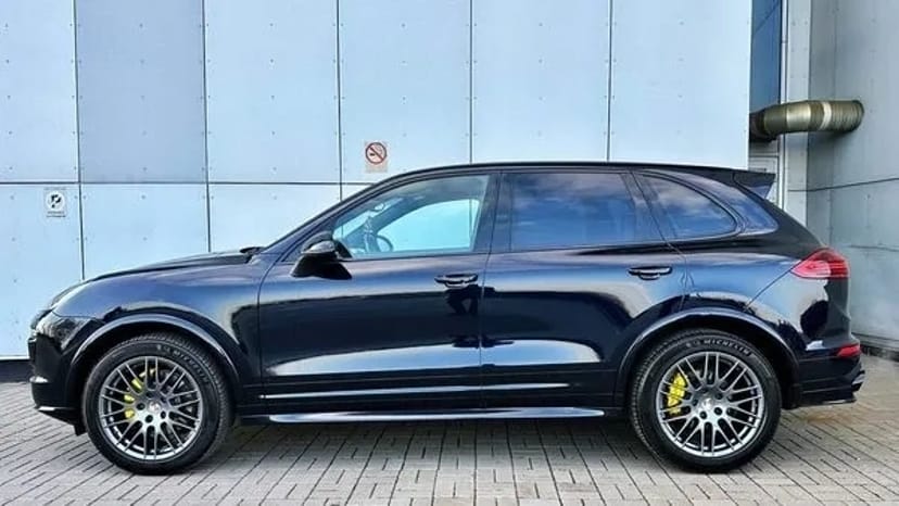 006 Porsche Cayenne без водія - позашляховик в києві