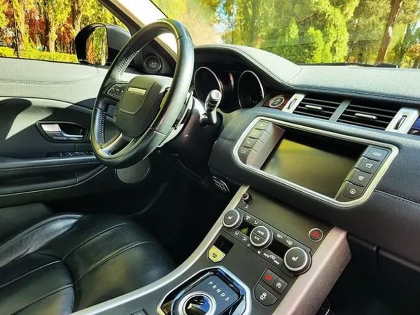 255 Джип на весілля Range Rover Evoque чорний