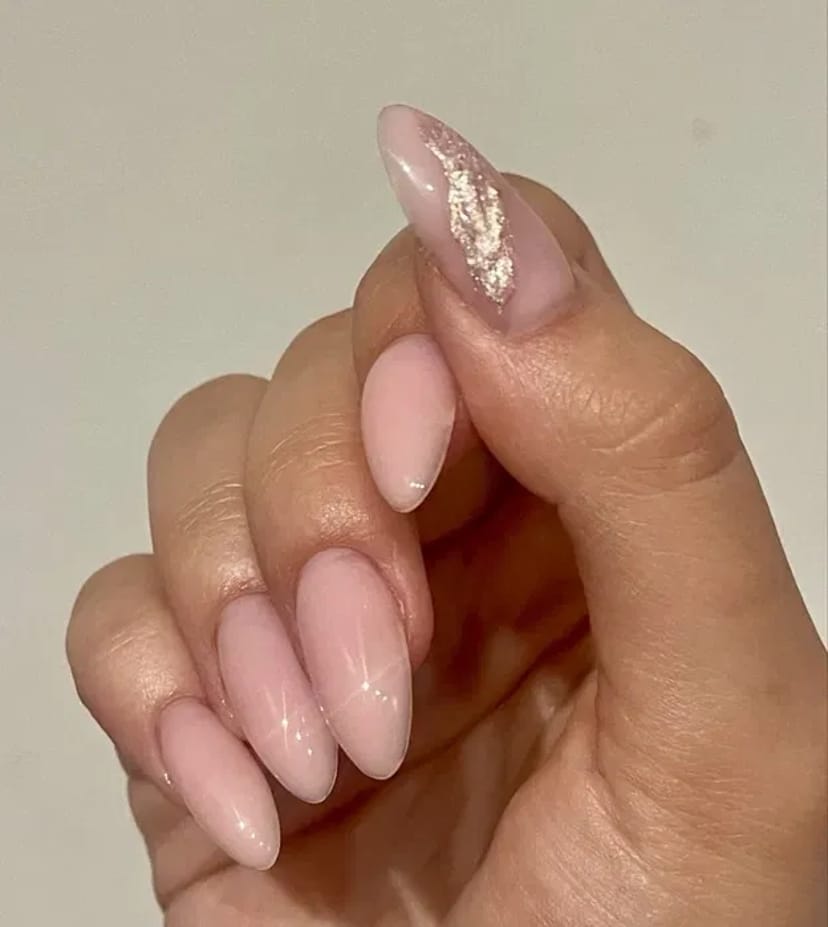 Манікюр гігієнічний , гелеве укріплення , нарощення