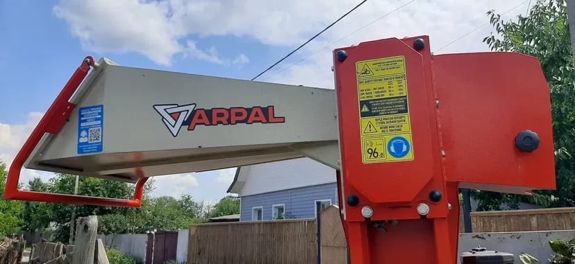 Терміновий спил аварійних дерев любої складності.Пилка,рубка дров