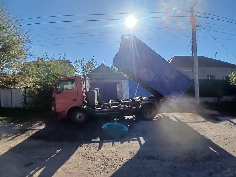 Вантажні перевезення самоскид 6 т, доставка піску,відсіву,щебеню,дрова