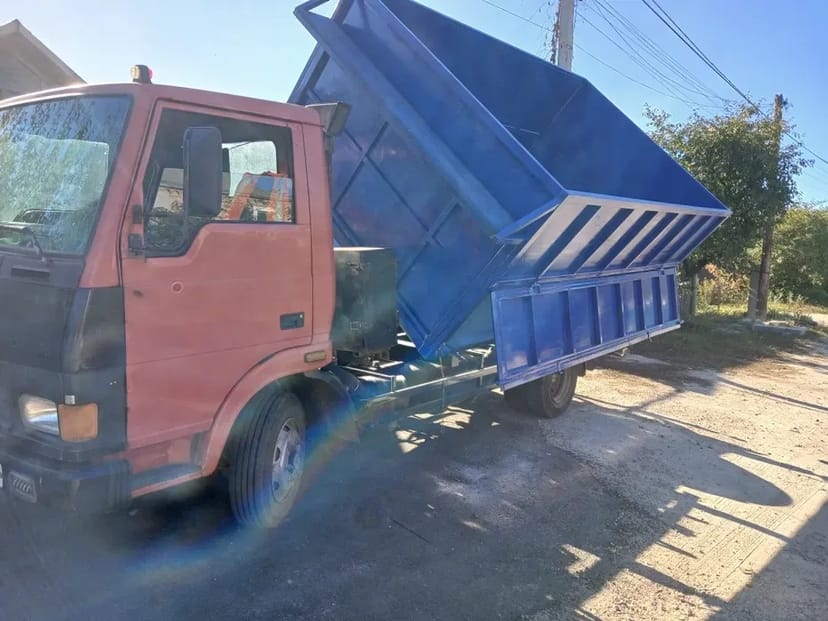 Вантажні перевезення самоскид 6 т, доставка піску,відсіву,щебеню,дрова