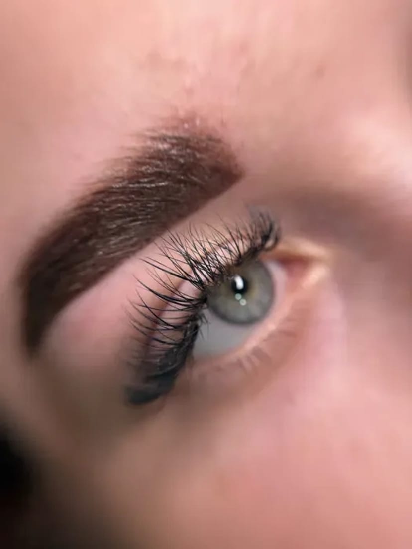 Шукаю модель на перманентний макіяж