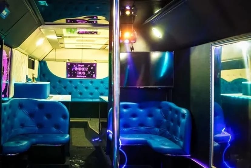 063 Автобус Party Bus Dancebus Manhattan на день народження дитини 