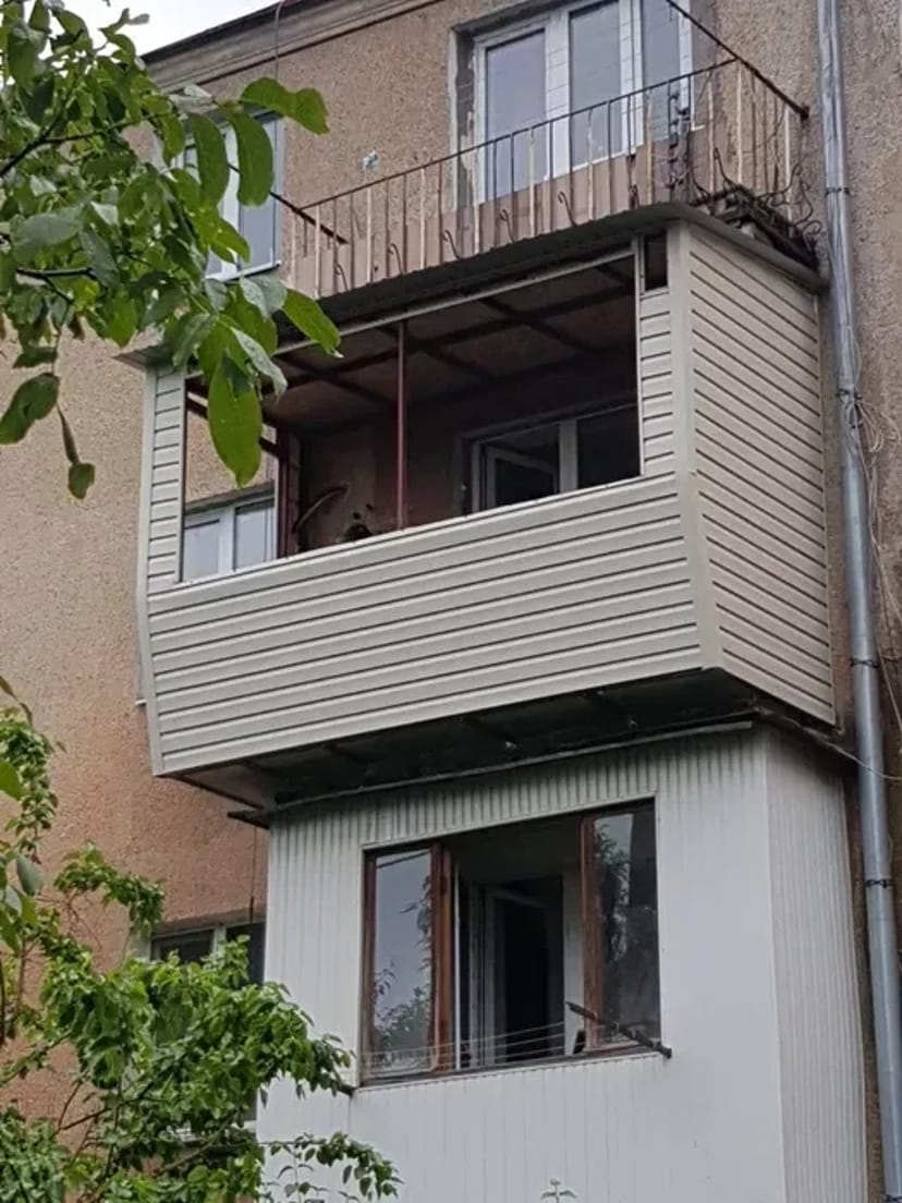 Балкони під ключ: ремонт, розширення та сучасне облаштування