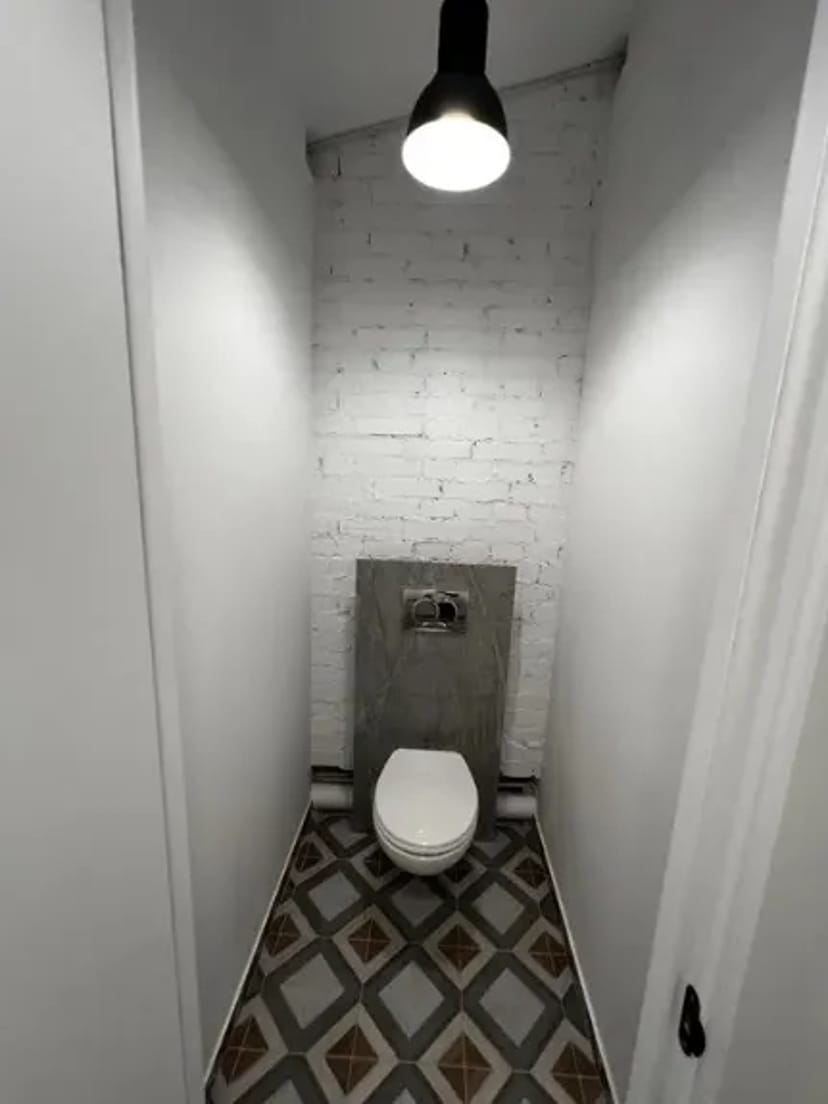 Приміщення 38 м2 в БЦ Межигірський