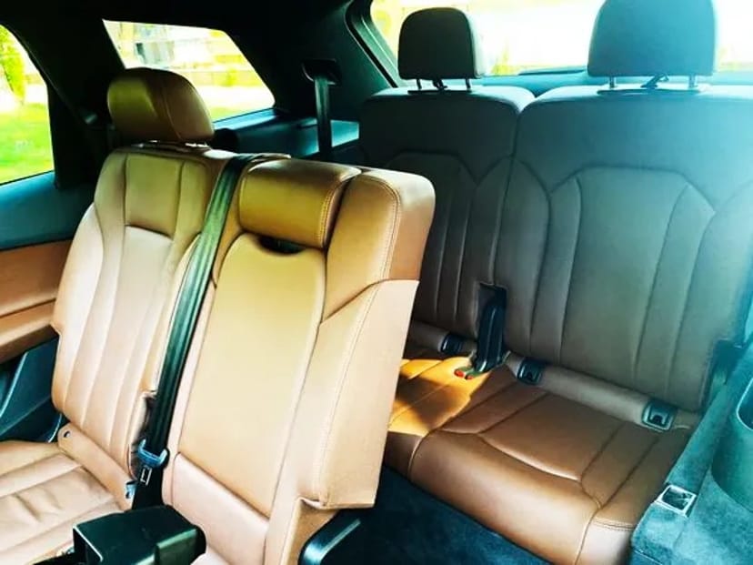 394 Позашляховик на весілля Audi Q7 біла