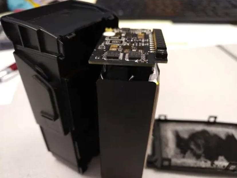 Відновлення та ремонт акумуляторів DJI Mavic. Заміна BMS плати контролера.