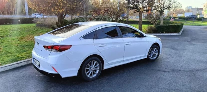 Авто Hyundai SONATA
