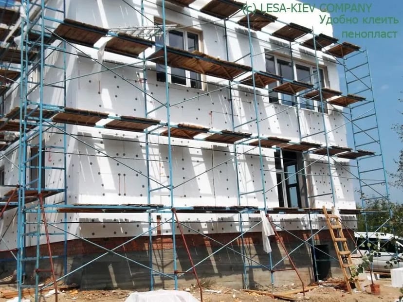 Будівельні риштування Київ: фасадні, кладочні, вишка-тура