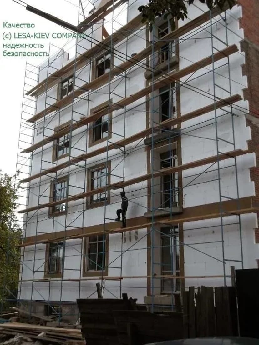 Будівельні риштування Київ: фасадні, кладочні, вишка-тура