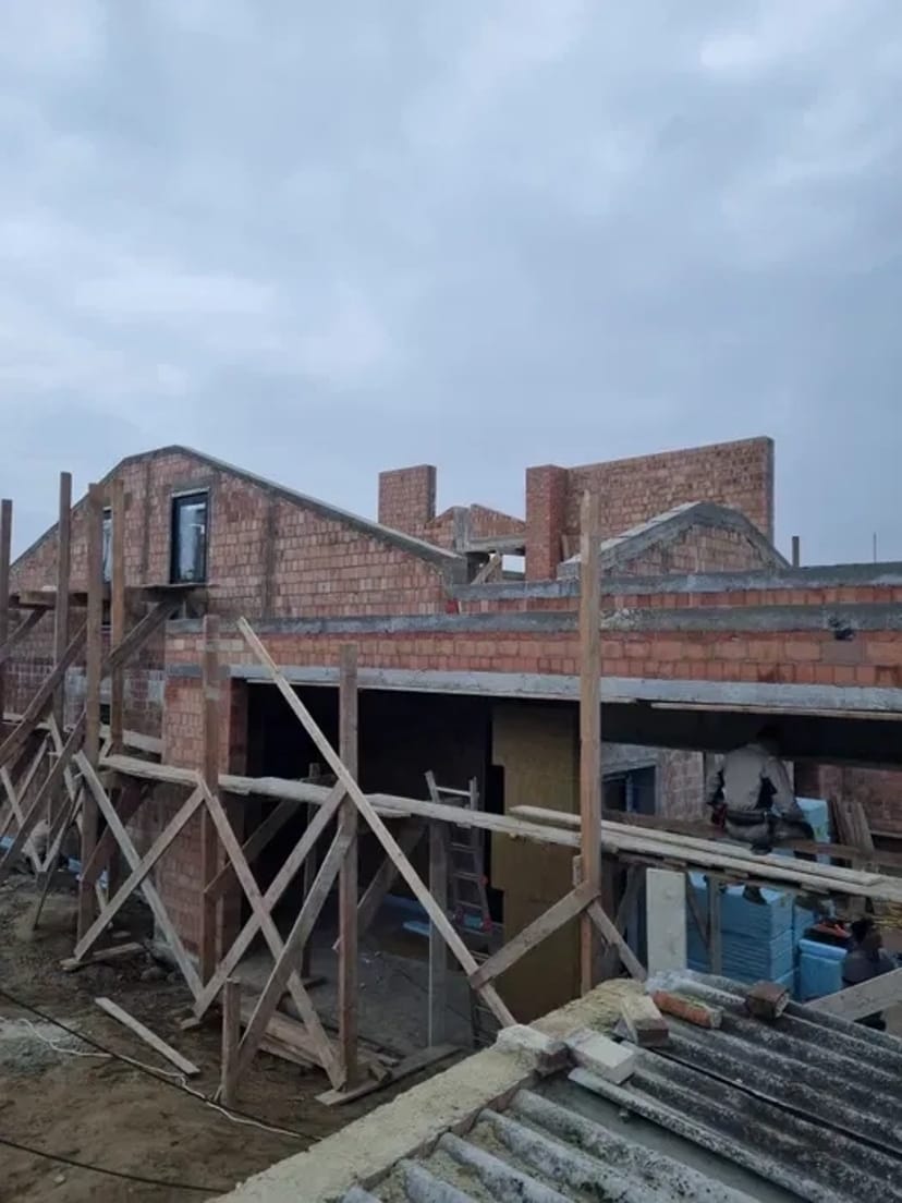 Будівництво за вашими мріями: Індивідуальний дизайн, надійна якість