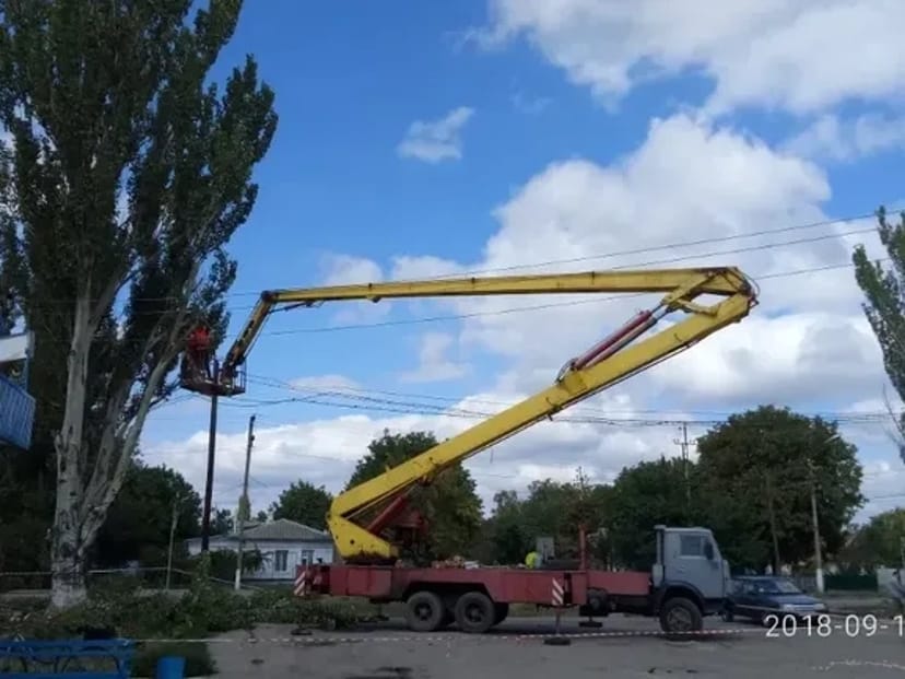 Професійна Автовишка від 15 до 45 метрів