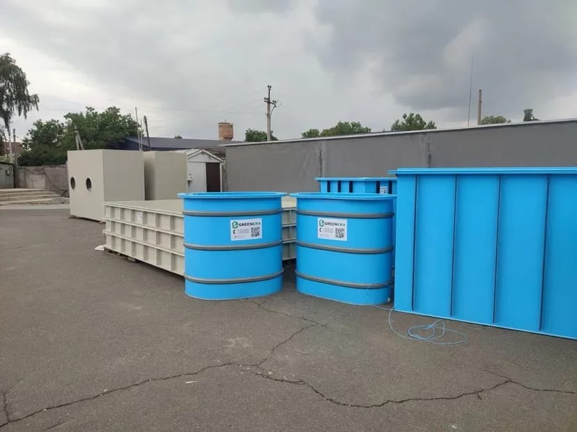 Виготовлення пластикових басейнів, укомплектація обладнанням