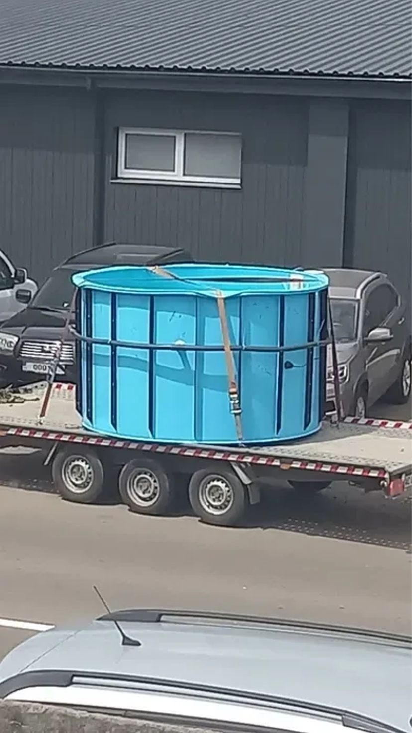 Виготовлення пластикових басейнів, укомплектація обладнанням