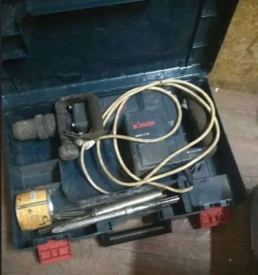 Відбійний молоток Bosch GSH 11 E