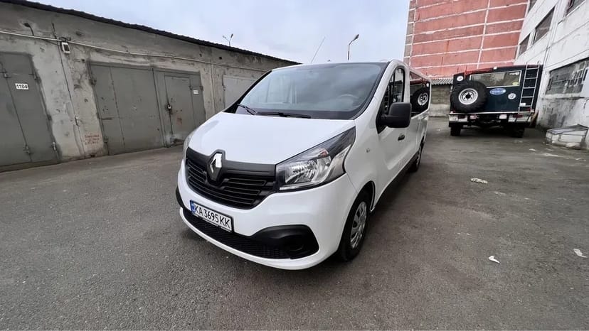 Бус Renault з викупом