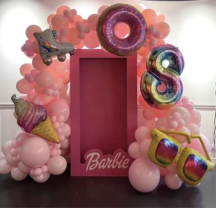 Фотозона у стилі Барбі / Коробка Barbie