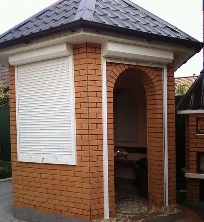 Ремонт захисних ролет Київ