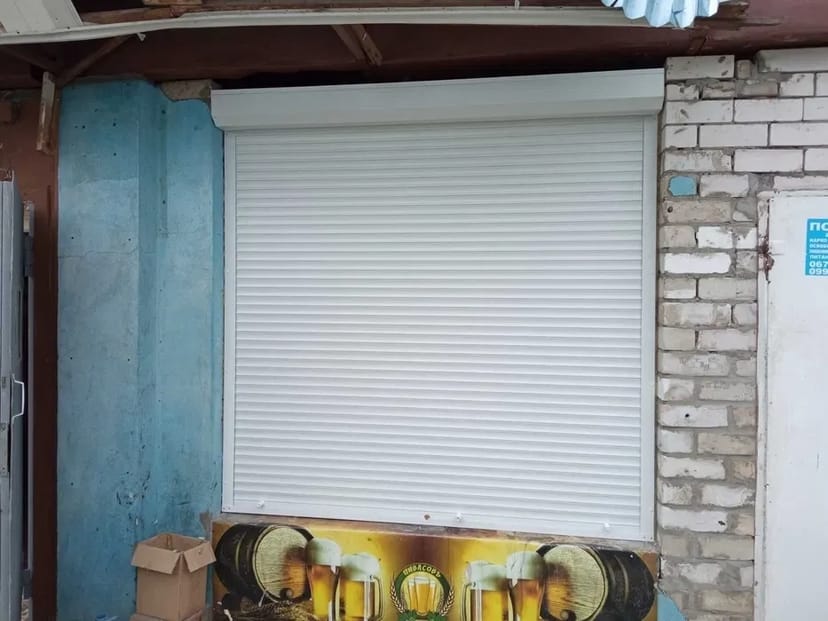 Ремонт захисних ролет Київ