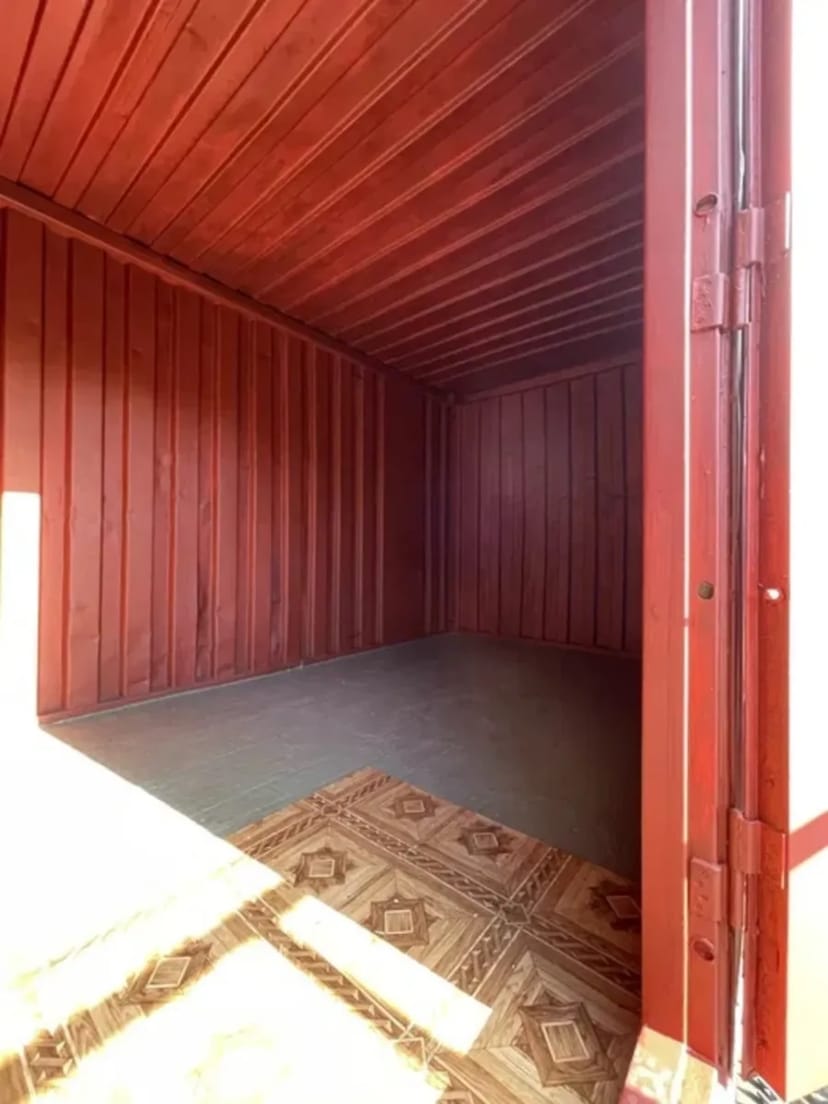 Кладовка з відеоспостереженням