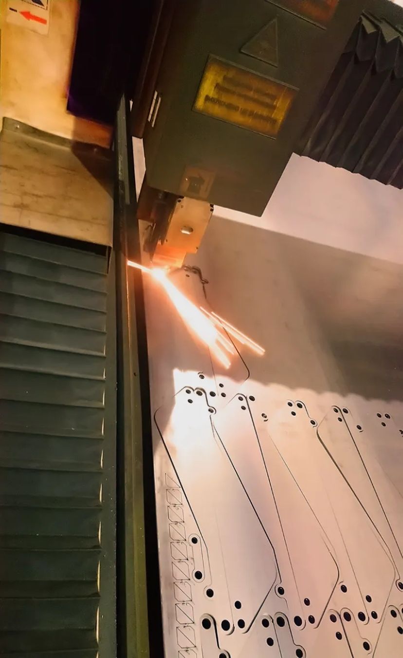 Лазерне різання металу