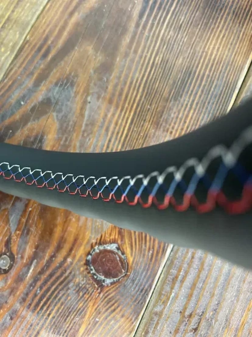 Перетяжка автомобільного руля — оновлення, комфорт і стиль