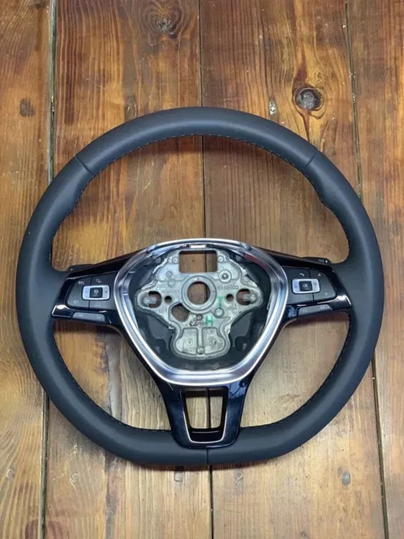 Перетяжка автомобільного руля — оновлення, комфорт і стиль