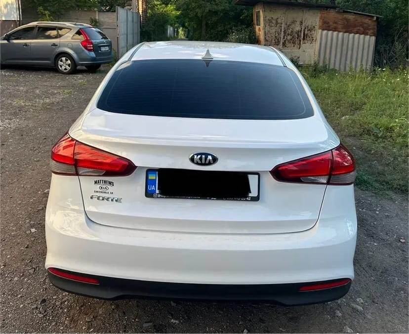 Авто під таксі КІА Форте