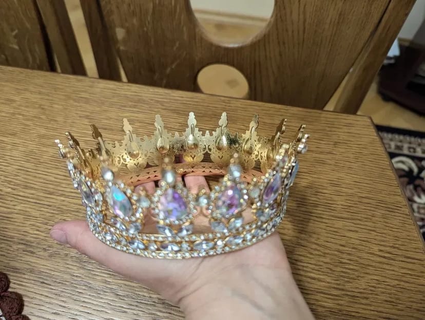 Корона діаметром 12 см