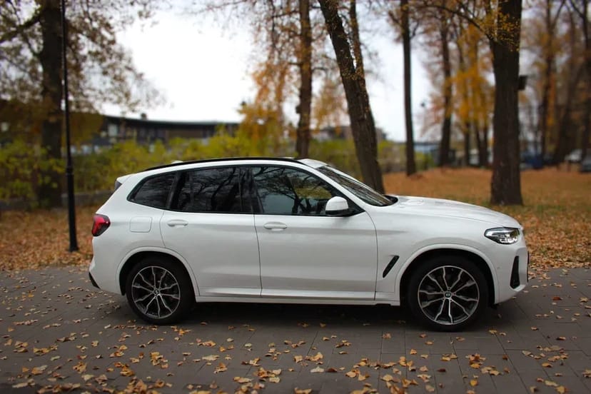  BMW X3 30i - легкове авто
